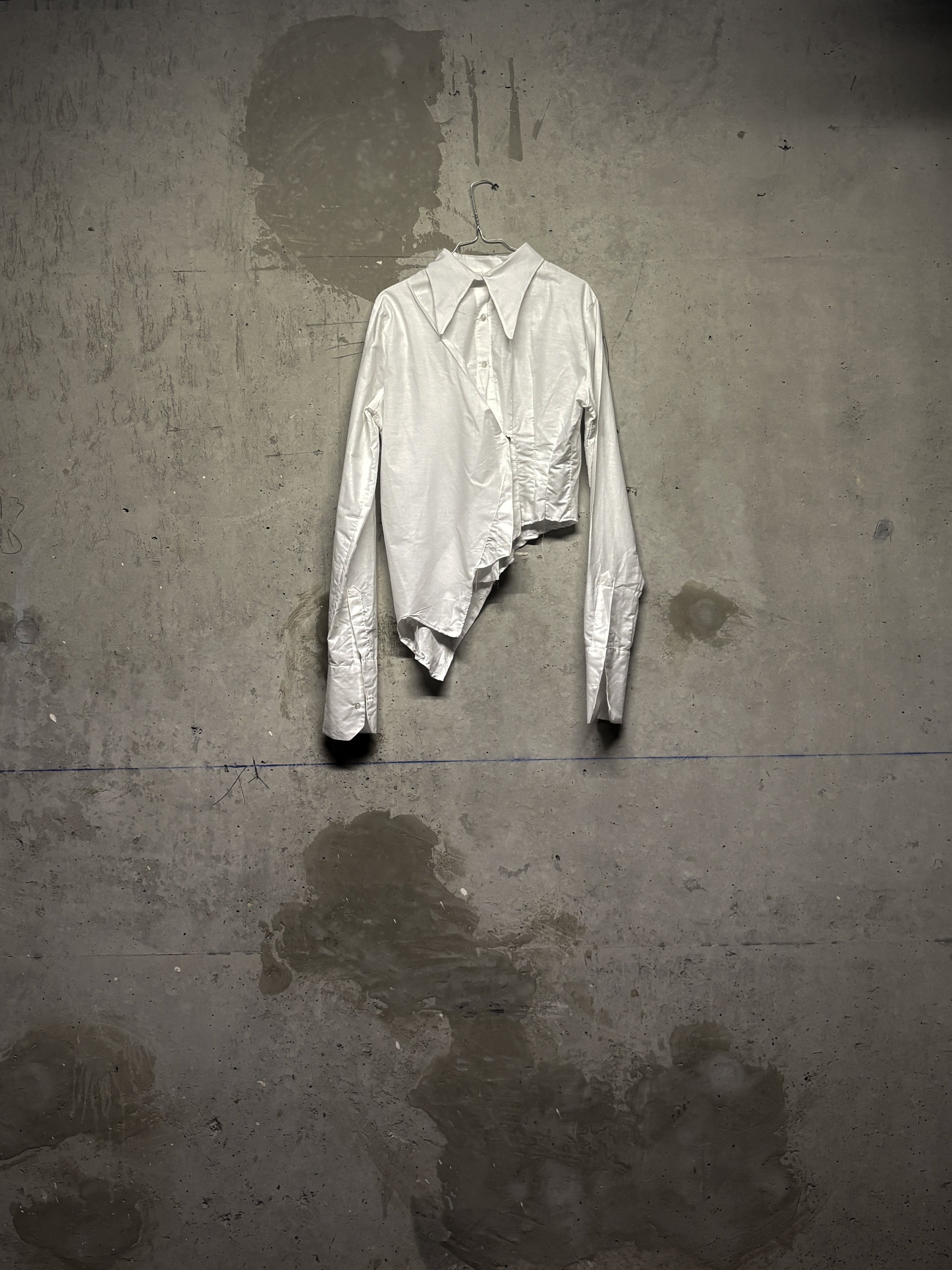 EVIDENCE ITEM: SHARP ARCHITECTURAL SHIRT